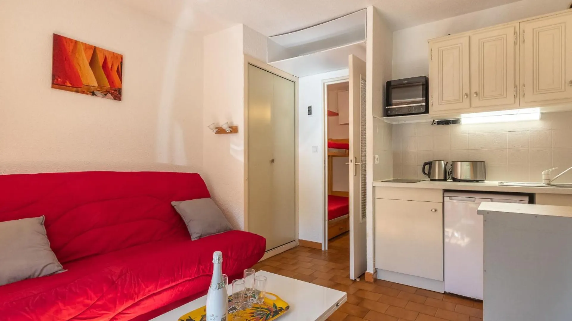 Studio Hauts De La Madrague-13 By Interhome Saint-Cyr-sur-Mer France
